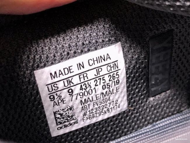 FV5304 Boost Yeezy 700 Utility Adidas Black 0807